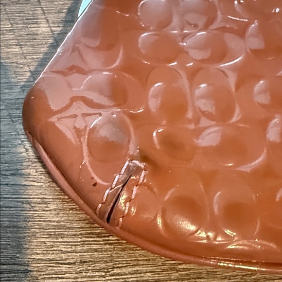 Coach Kisslock Embossed Coin Purse - Picture 4 of 6